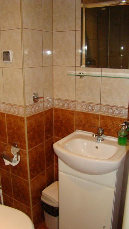 Hotelik Parkowy Legnica Bilik gambar