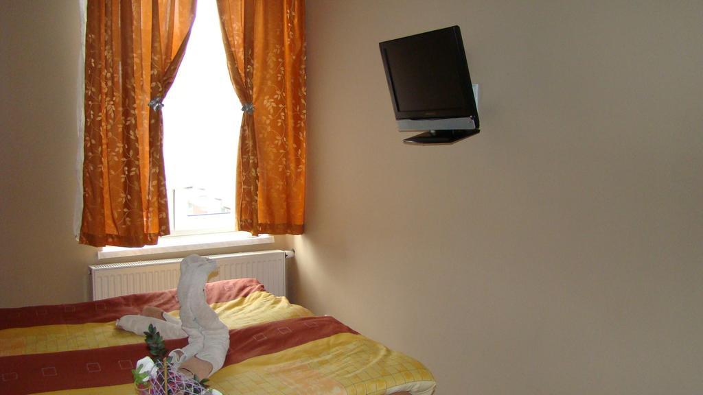 Hotelik Parkowy Legnica Bilik gambar
